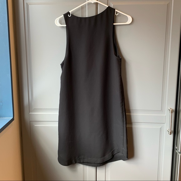 H & M Shift Dress - Picture 2 of 2